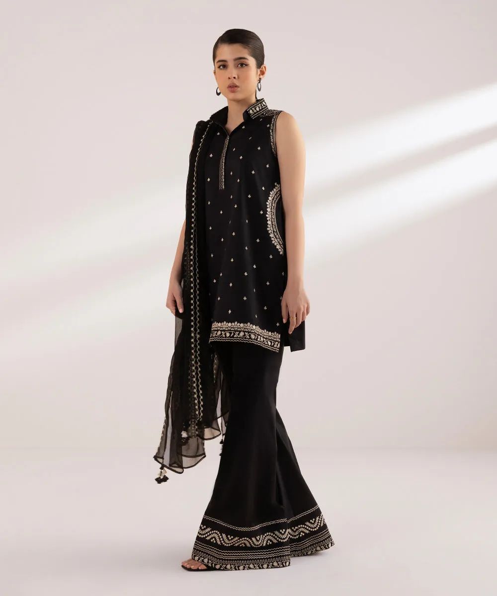 Monochrome '24-3 Piece - Embroidered Lawn Suit - 0U3Pebw24V42