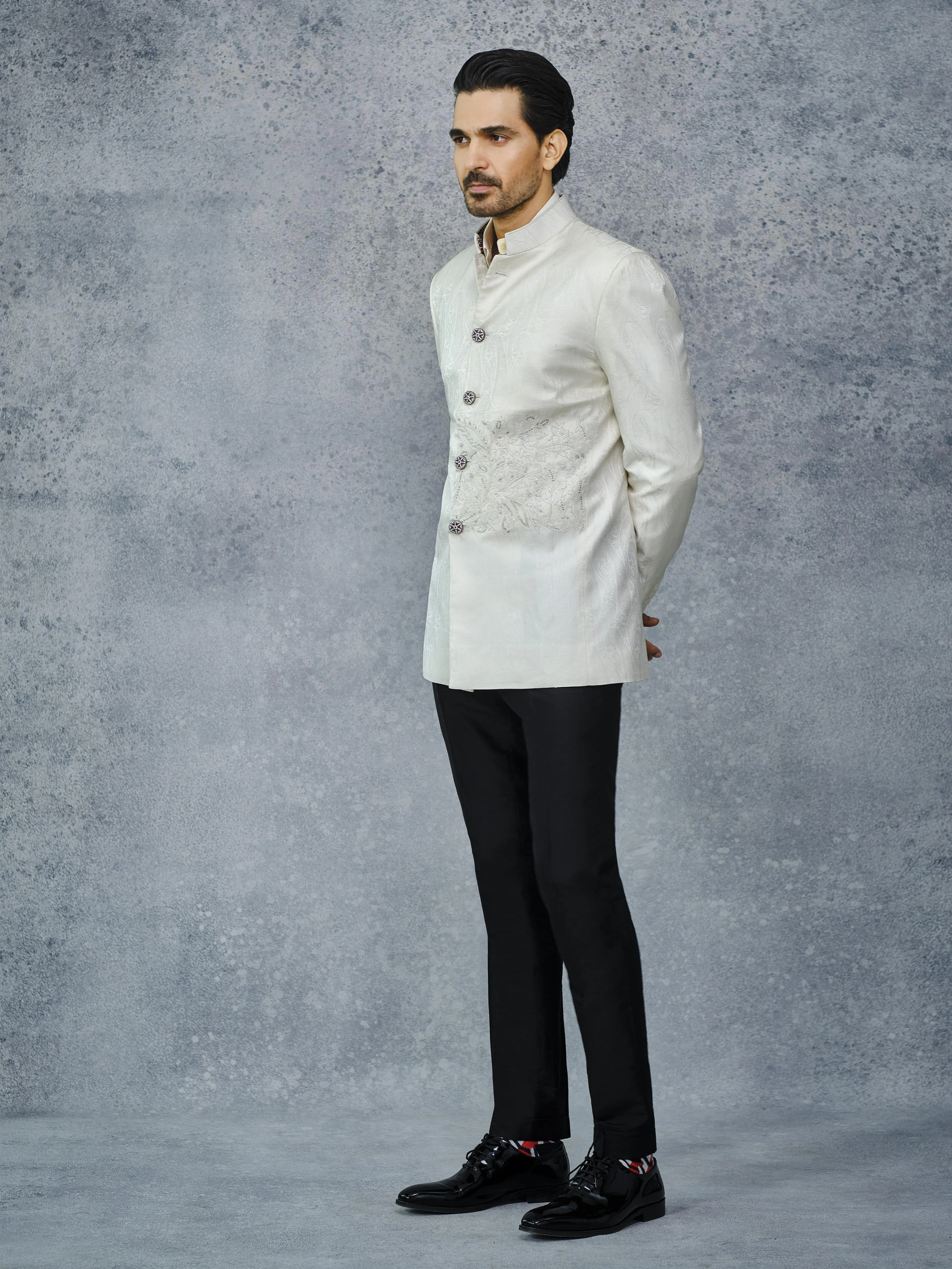 MONOCHROME ELEGANCE BANDHGALA JACKET