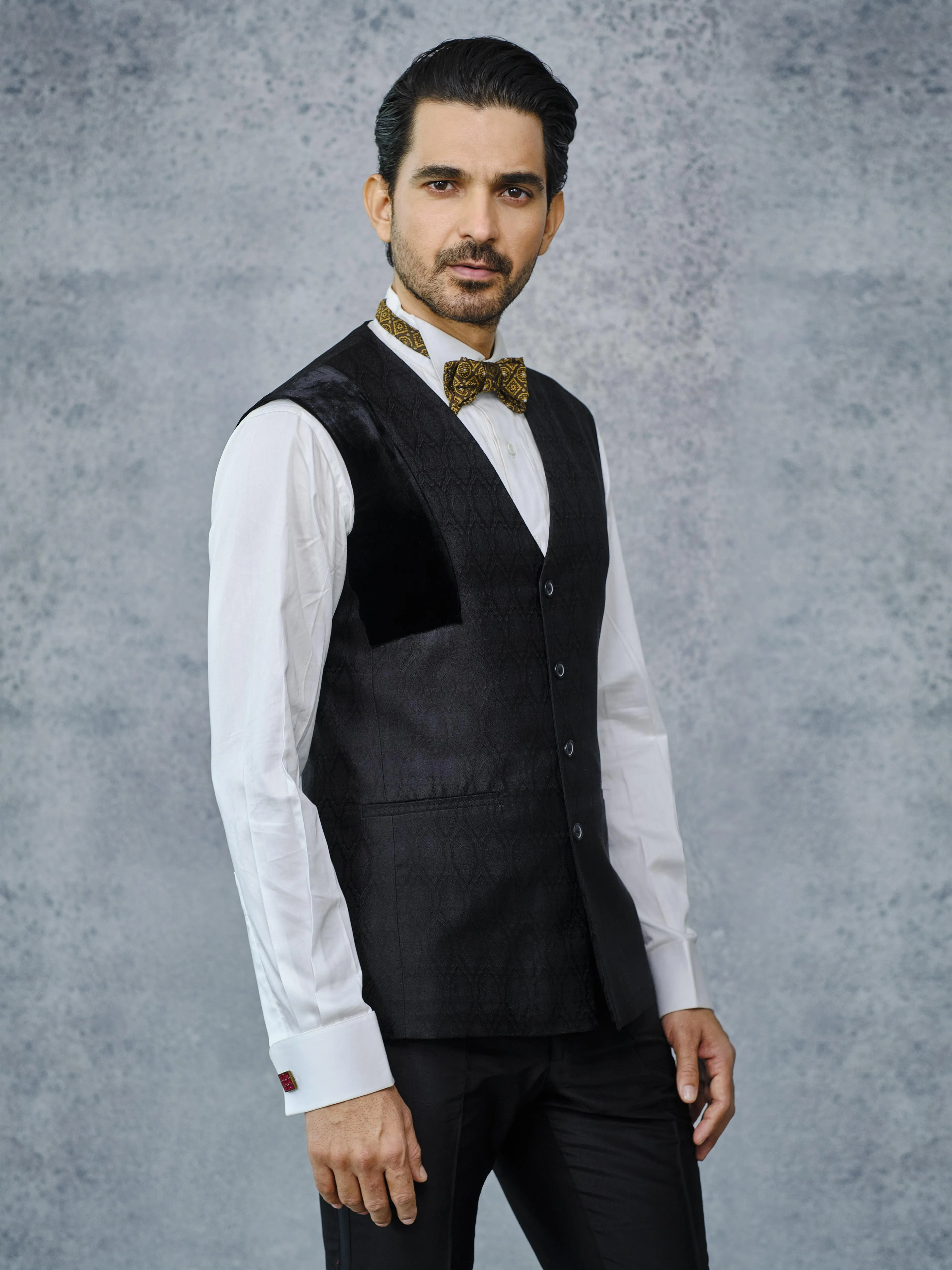 MONOCHROME ELEGANCE WAISTCOAT