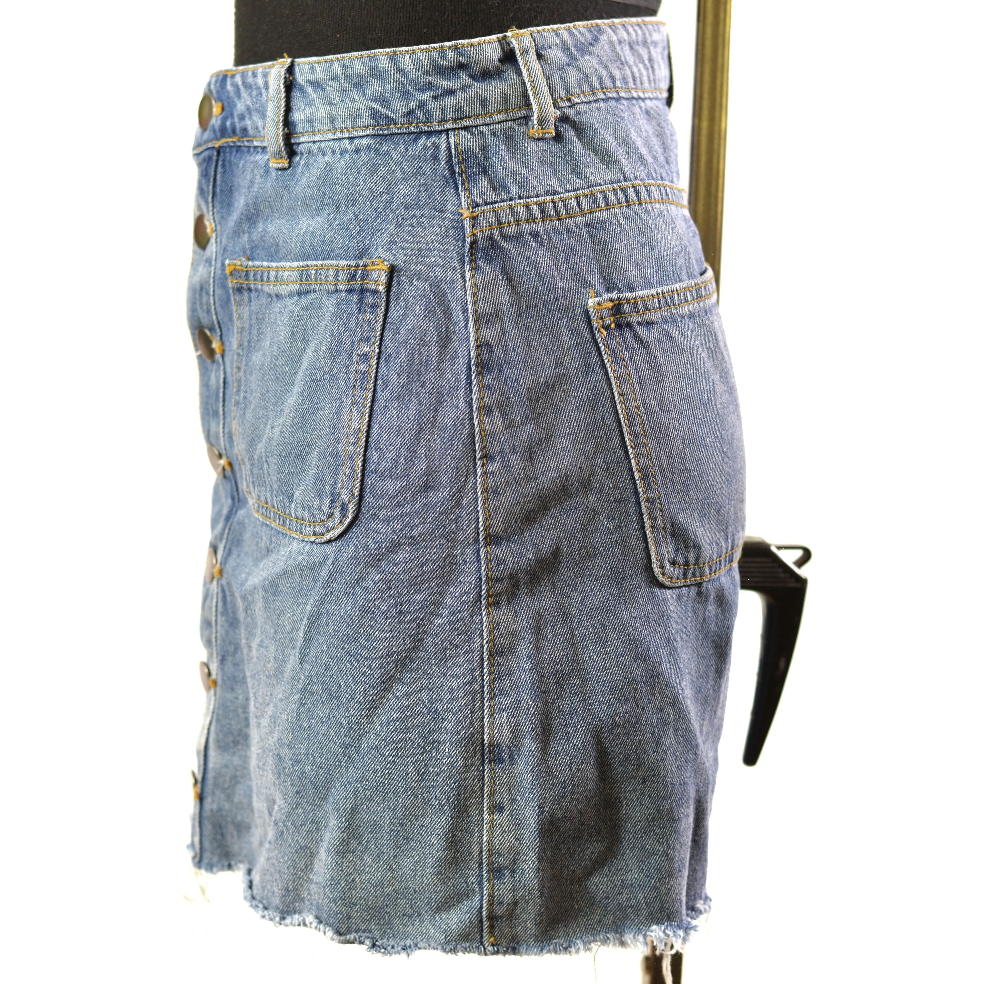 Newbury Kustom Button Front Jean Skirt Size Small